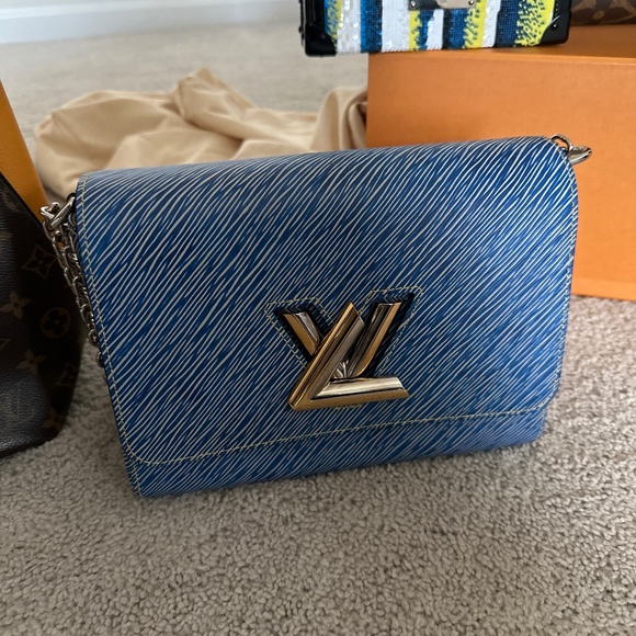 Louis Vuitton twist purse - Picture 1 of 4